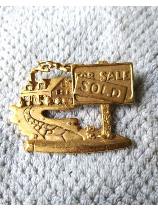 Realtor Brooch Brag Pin Jewelry - Realtor Brooch Pin Vintage House For Sale Sold Sign Real Estate Vanity Trophy